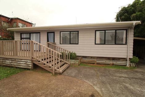 Photo of property in 7a Newcastle Terrace, Mount Albert, Auckland, 1025