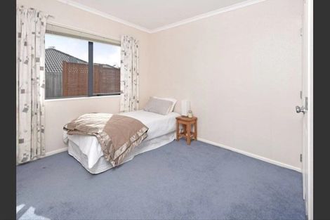 Photo of property in 23 Dairyland Drive, East Tamaki Heights, Auckland, 2016