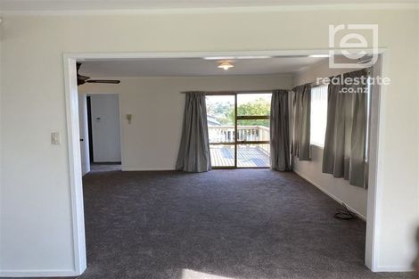 Photo of property in 68 Gossamer Drive, Pakuranga Heights, Auckland, 2010