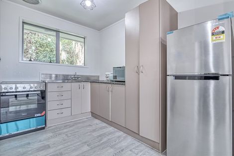 Photo of property in 5/2b Queensway, Three Kings, Auckland, 1024