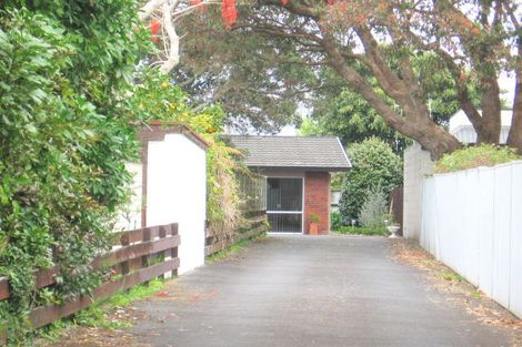 Photo of property in 17 Hinewa Road, Otumoetai, Tauranga, 3110