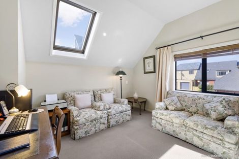 Photo of property in 19 Futuna Close, Karori, Wellington, 6012