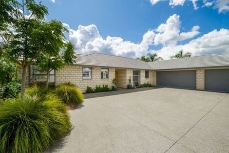 Photo of property in 9 Maple Lane, Huapai, Kumeu, 0810