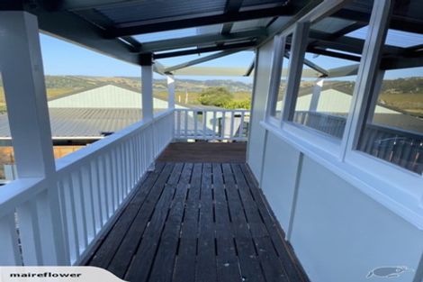 Photo of property in 30 Beach Road, Onerahi, Whangarei, 0110