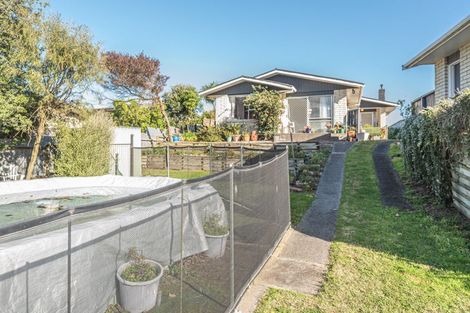 Photo of property in 102 Matai Street, Castlecliff, Whanganui, 4501