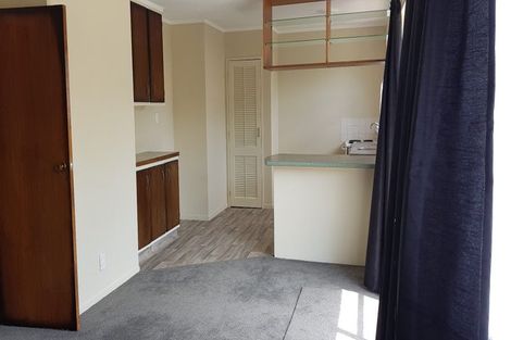 Photo of property in 27 Harris Road, Mount Wellington, Auckland, 1051