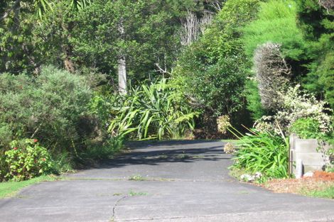 Photo of property in 202 Golf Road, Titirangi, Auckland, 0604