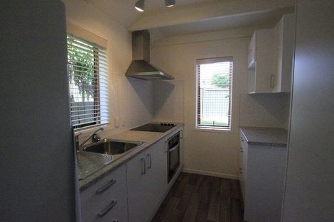 Photo of property in 1/5 Elderwood Lane, Belmont, Auckland, 0622