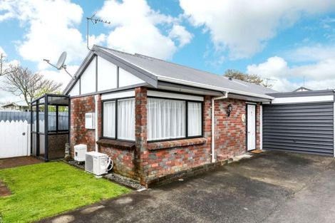 Photo of property in 1/217 Coronation Avenue, Welbourn, New Plymouth, 4310