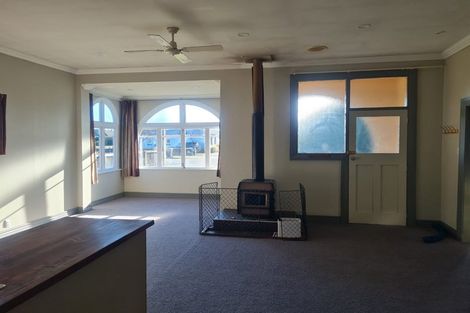 Photo of property in 9 Prince Street, Winton, 9720