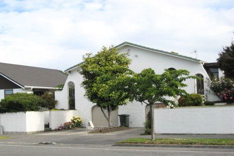 Photo of property in 217 Maidstone Road, Avonhead, Christchurch, 8042