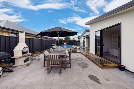 Photo of property in 7 Picadilly Avenue, Casebrook, Christchurch, 8051