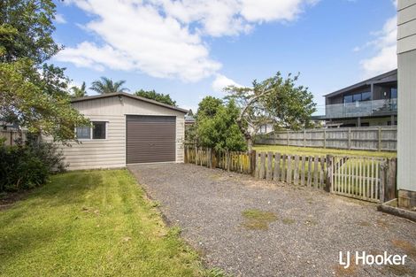 Photo of property in 24 Koutunui Road, Athenree, Katikati, 3177