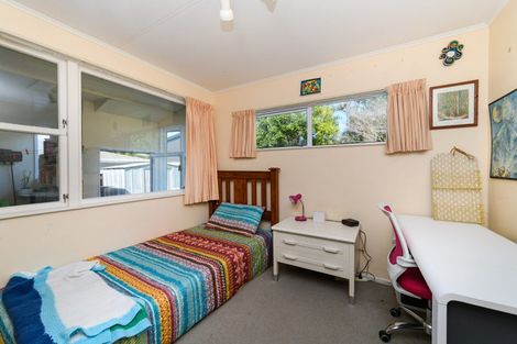 Photo of property in 7 Tabak Crescent, Takaro, Palmerston North, 4412