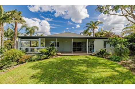 Photo of property in 33a Skudders Beach Road, Kerikeri, 0294