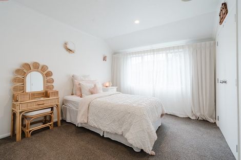 Photo of property in 26 Nielsen Gardens, Rototuna, Hamilton, 3210