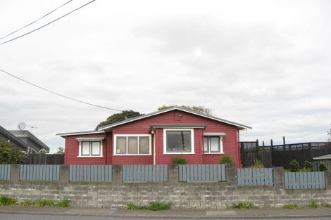 Photo of property in 70 Clemow Road, Fitzroy, New Plymouth, 4312