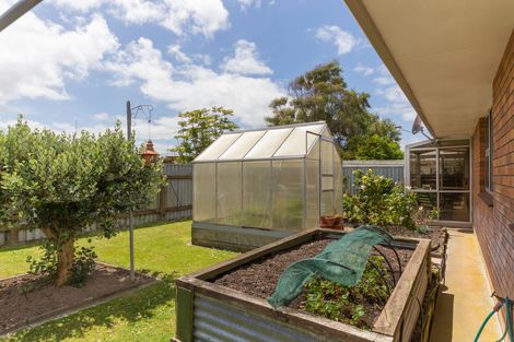 Photo of property in 29b Raglan Avenue, Cloverlea, Palmerston North, 4412