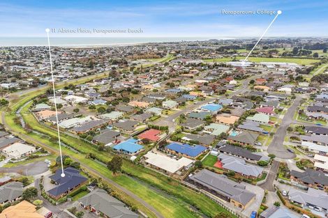 Photo of property in 11 Aburoc Place, Paraparaumu Beach, Paraparaumu, 5032