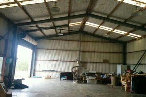 Photo of property in 63 Tawa Road, Kumeu, 0891