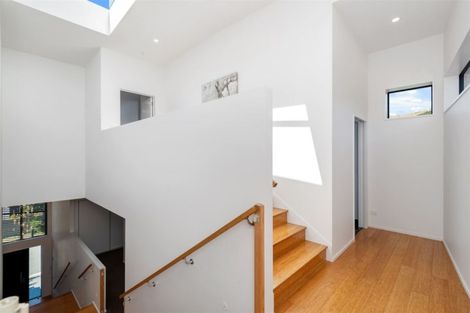 Photo of property in 3 The Terrace, Mount Pleasant, Christchurch, 8081