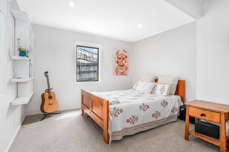 Photo of property in 18 Langwell Place, Papakowhai, Porirua, 5024