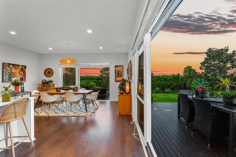 Photo of property in 64 Kaipara Portage Road, Riverhead, 0820