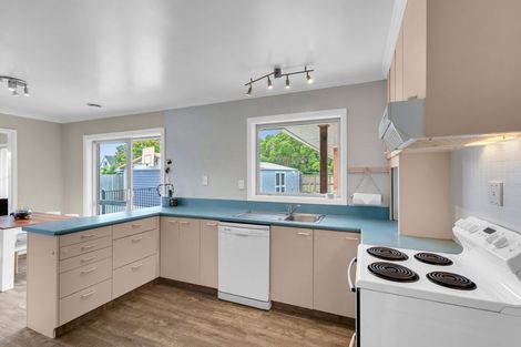 Photo of property in 39 Warblington Street, Aranui, Christchurch, 8061