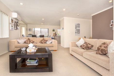 Photo of property in 5 Orbit Place, Flat Bush, Auckland, 2019