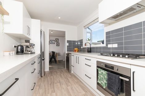 Photo of property in 18 Antimony Crescent, Cromwell, 9310