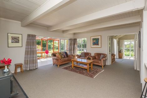 Photo of property in 39 Crofton Road, Harewood, Christchurch, 8051