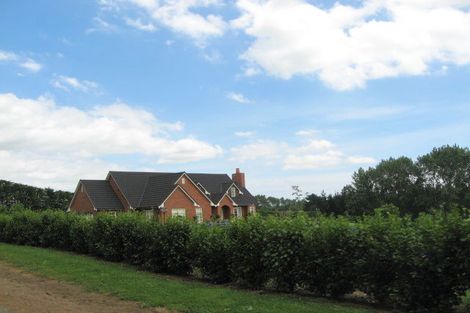 Photo of property in 82 Gellert Road, Karaka, Papakura, 2580