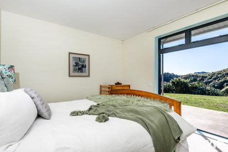 Photo of property in 648 Makara Road, Makara, Karori, 6972