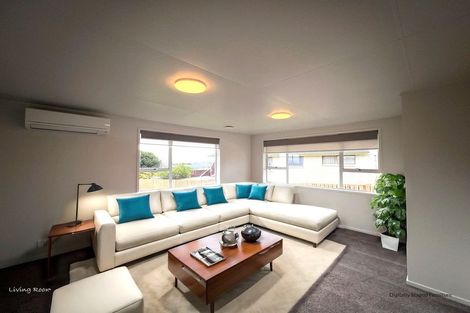 Photo of property in 19 Hamlet Place, Pukekohe, 2120