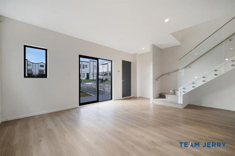 Photo of property in 14a Putiputi Way, Papakura, 2110