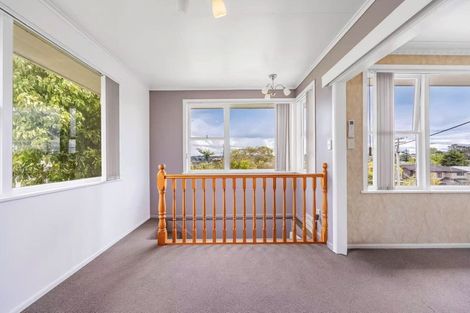 Photo of property in 6 William Souter Street, Forrest Hill, Auckland, 0620