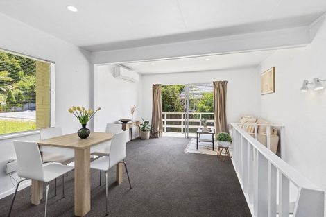 Photo of property in 1a Sandhurst Way, Crofton Downs, Wellington, 6035