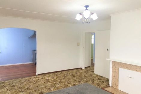 Photo of property in 16 Victory Place, Aramoho, Whanganui, 4500