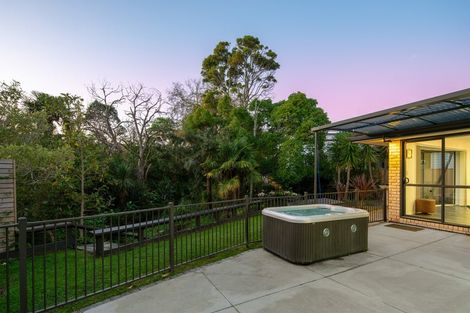 Photo of property in 25 Glenvar Road, Torbay, Auckland, 0630