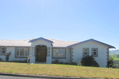 Photo of property in 120 Centennial Drive, Whitianga, 3510