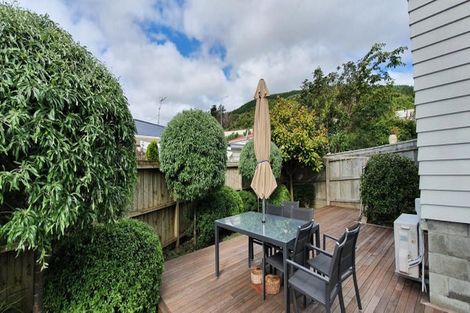Photo of property in 41a Collins Avenue, Tawa, Wellington, 5028