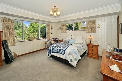 Photo of property in 16 Randell Place, Te Puke, 3119