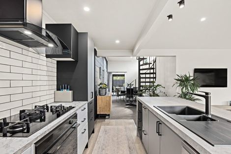 Photo of property in 4a Riverside Drive, Point Wells, 0986