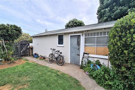 Photo of property in 138 Tasman Street, Opunake, 4616