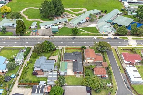 Photo of property in 61 College Road, Edgecumbe, 3120