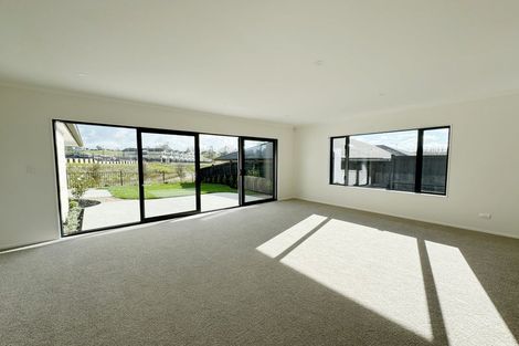 Photo of property in 26 Milldale Drive, Wainui, 0932