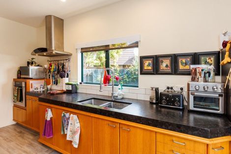 Photo of property in 1 Strachan Way, Highbury, Palmerston North, 4412