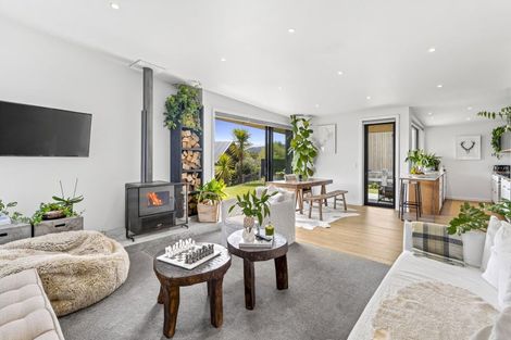 Photo of property in 26 Stackbrae Avenue, Wanaka, 9305