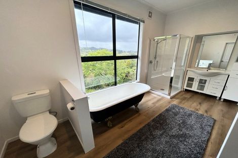 Photo of property in 1 Bay View Road, Raglan, 3225