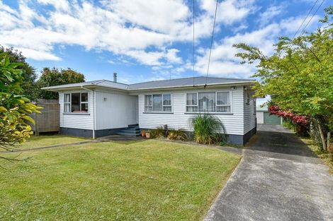 Photo of property in 2 Valentine Street, Papakura, 2110
